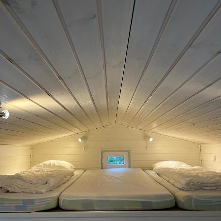 Roedlix Vandrarhem & Camping Tvaaker Exterior photo